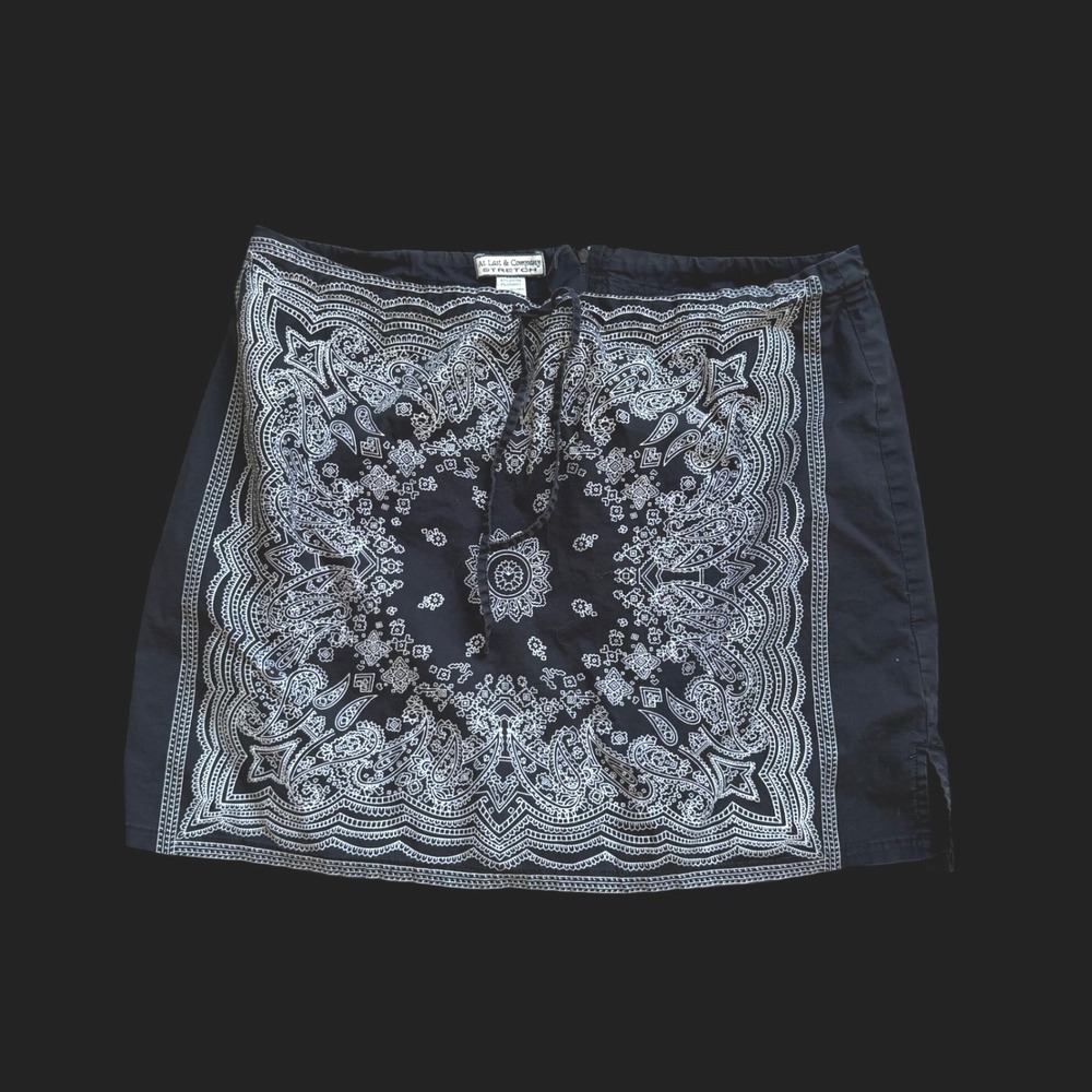 Y2K Black Bandana Paisley Print Mini Skirt Whimsigoth Large Indie Sleeze